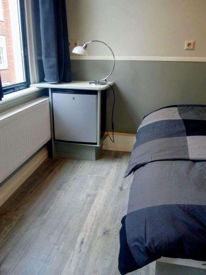Aldo, Not For Parties, Not A Hotel, Room With Shared Bathroom, No Kitchen 阿姆斯特丹 外观 照片